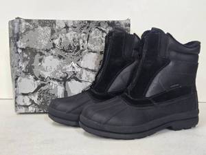 New Unused Mens Black Winter Boots - Size 11