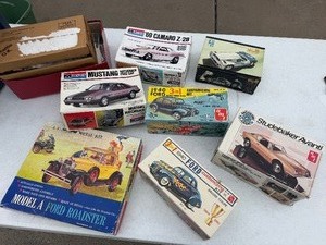 Group of Vintage Model Kits - Open or Partially Built
