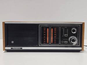 Working Retro Vintage PANASONIC Model RE-7371 AMFM Radio