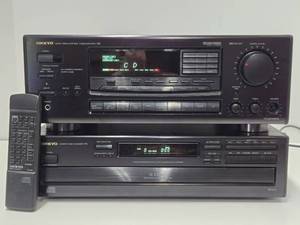 Working ONKYO AV Control TunerAmplifier &amp CD Changer wRemote