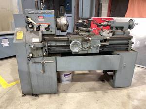 LeBlond Regal Lathe with Chucks