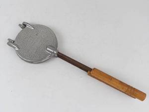 Vintage Vitantonio No. 5 Cast Aluminum Stovetop Pizzelle Maker