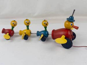 Vintage Fisher-Price Mama Duck & Ducklings Wooden Pull Toy (Lot of 4)