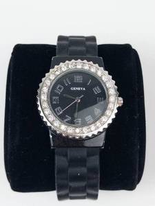 Geneva Crystal Bezel Black Quartz Watch - New Battery - Running