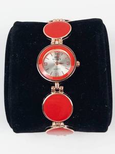 Soxy Quartz Bracelet Watch With Red Accents - New Battery - Running