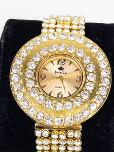 Vani Quartz Crystal Watch - Not Working