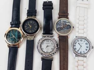 Chicos, Geneva &amp Harley-Davidson Quartz Watch Mixed Lot of 5 - Working