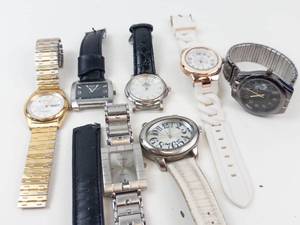 Quartz Watch Assortment (Lot of 8) - Working