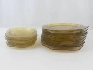 Federal Glass Madrid Amber Depression Glass Plates (Lot of 16)