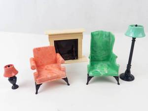 Renwal Dollhouse Furniture Set (Lot of 5)