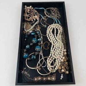 Costume Jewelry Necklace Assortment Mixed Lot
