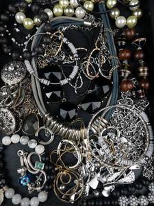 Mixed Costume Jewelry Assortment Mixed Lot