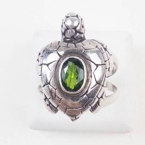 Sterling Silver Peridot Sea Turtle Ring. Size 9-9.25
