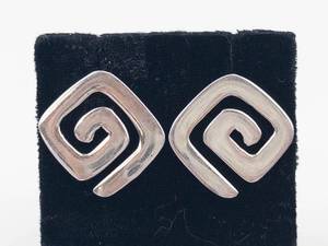 Silpada Sterling Silver Swirl Stud Earrings