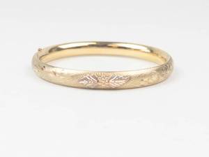 Black Hills Gold Etched 14K Gold Filled Floral Bangle Bracelet