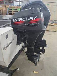 Mercury 9.9 4 Stroke Outboard Motor with TiltTrim and all Controls included - Complete Set up.