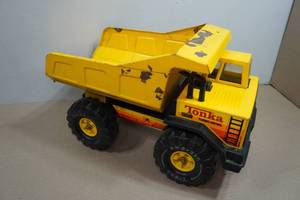 Vintage Tonka Steel Dump Truck