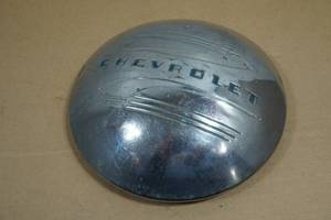 1941-1948 Chevrolet CarTruck Hub Cap