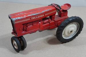 Vintage Tru-Scale Metal Tractor