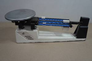 Vintage American Scientific Scale