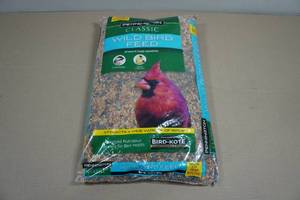 10lbs Pennington Classic Wild Bird Feed
