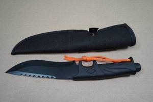 Black Tactical Fixed-Blade Kinfe