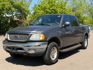 2003 FORD F-150 LARIAT 4x4  No Accidents Reported (NO RESERVE)