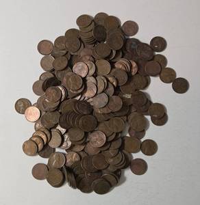 278 Wheat Pennies. Dates from 1940 - 1958