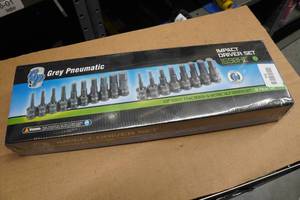 Grey Pneumatic 12 Drive 18-Piece Fractional & Metric Hex Impact Driver Set