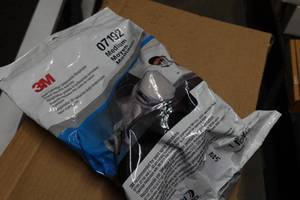 3M Dual Cartridge Disposable Respirator - Medium