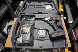 Ingersoll Rand Cordless 20V Impact Wrench Kit