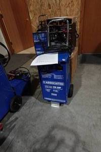 Associated US20 612V Battery Charger - 1040 Amp plus 200A Start