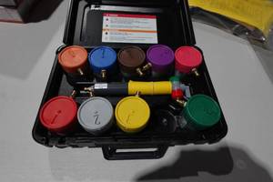 Hickok Waekon FPT25-16 IM Fuel Cap Adapter Set