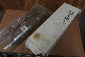 2 Grease Guns