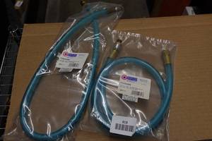 2 Coilhose Pneumatics Flexeel Leads