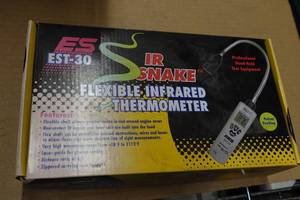 ES EST-30 IR Snake Flexible Infrared Thermometer