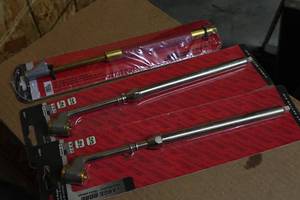 2- Milton 10-160 PSI Service Gages, 12 Dual-Head Air Chuck