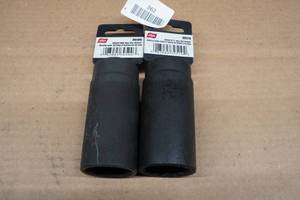 Lisle 30mm FWD & 30mm 12 Point Axle Nut Sockets