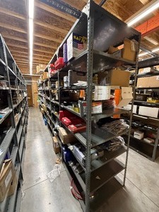 Row of Metal Shelving - 87 x 30 x 25