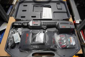 Ingersoll Rand Cordless 20V Ratchet Wrench Kit