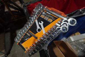 GearWrench 9416 16 Piece Metric Ratcheting Wrench Set