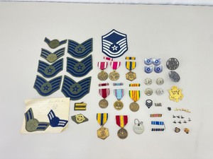 Lot of Vintage Air Force Military Patches, Medals, and Pins