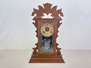 Antique Wood Windup Mantle Clock wKey