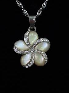.925 Sterling Silver Mother of Pearl Crystal Flower Pendant Necklace