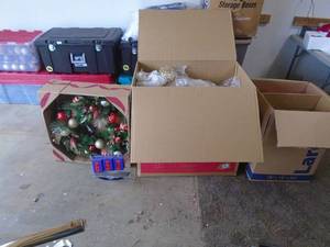 Christmas decorations. As shown.. CASH ON SITE ONLY. PICKUP IS TUESDAY MAY 26TH FROM 11 AM TO 4 PM ONLY. THERE IS NO OTHER OPPORTUNITY TO PICK UP YOUR ITEM THAN THIS TIME & REGARDLESS WHAT THE SCHEDULE STATES.