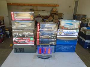 Diecast boxes only. No cars appear to be included. CASH ON SITE ONLY. PICKUP IS TUESDAY MAY 26TH FROM 11 AM TO 4 PM ONLY. THERE IS NO OTHER OPPORTUNITY TO PICK UP YOUR TIEM THAN THIS TIME & REGARDLESS WHAT THE SCHEDULE STATES.