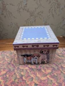 Decorative Dog-Themed Storage Box With Removable Tray