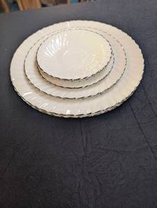 Franciscan Corinthian Masterpiece China Plate Set (Lot of 6)