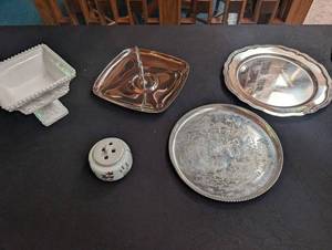 Decorative Serving Pieces & Porcelain Shaker (Lot of 5)