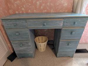 Painted Wood Desk With 7 Drawers